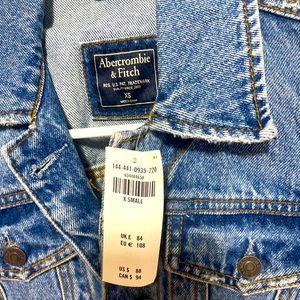 Abercrombie & fitch brand new jacket with tag. Size Xs